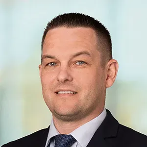 Emil Chwieduk - Associate